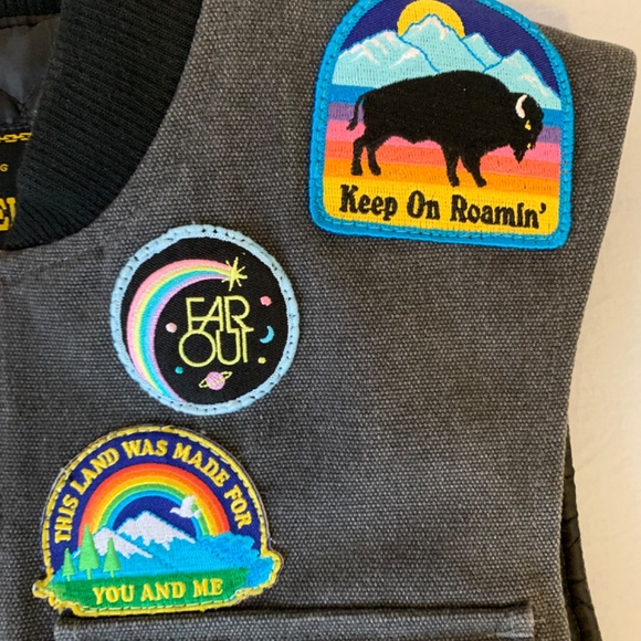 Treadwell customized vest with patches - Picture 8 of 9